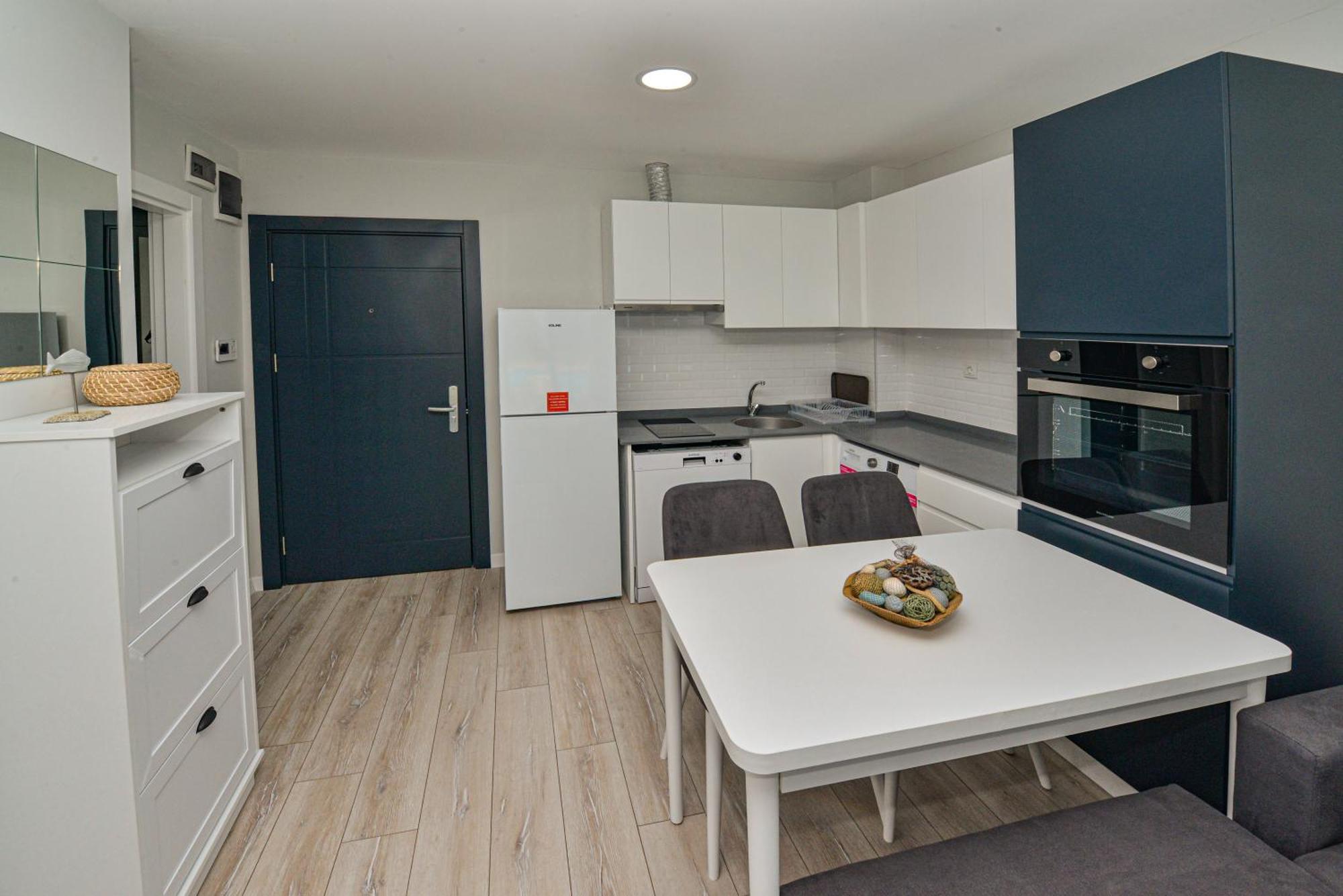 C Suites Antalia Airport Экстерьер фото
