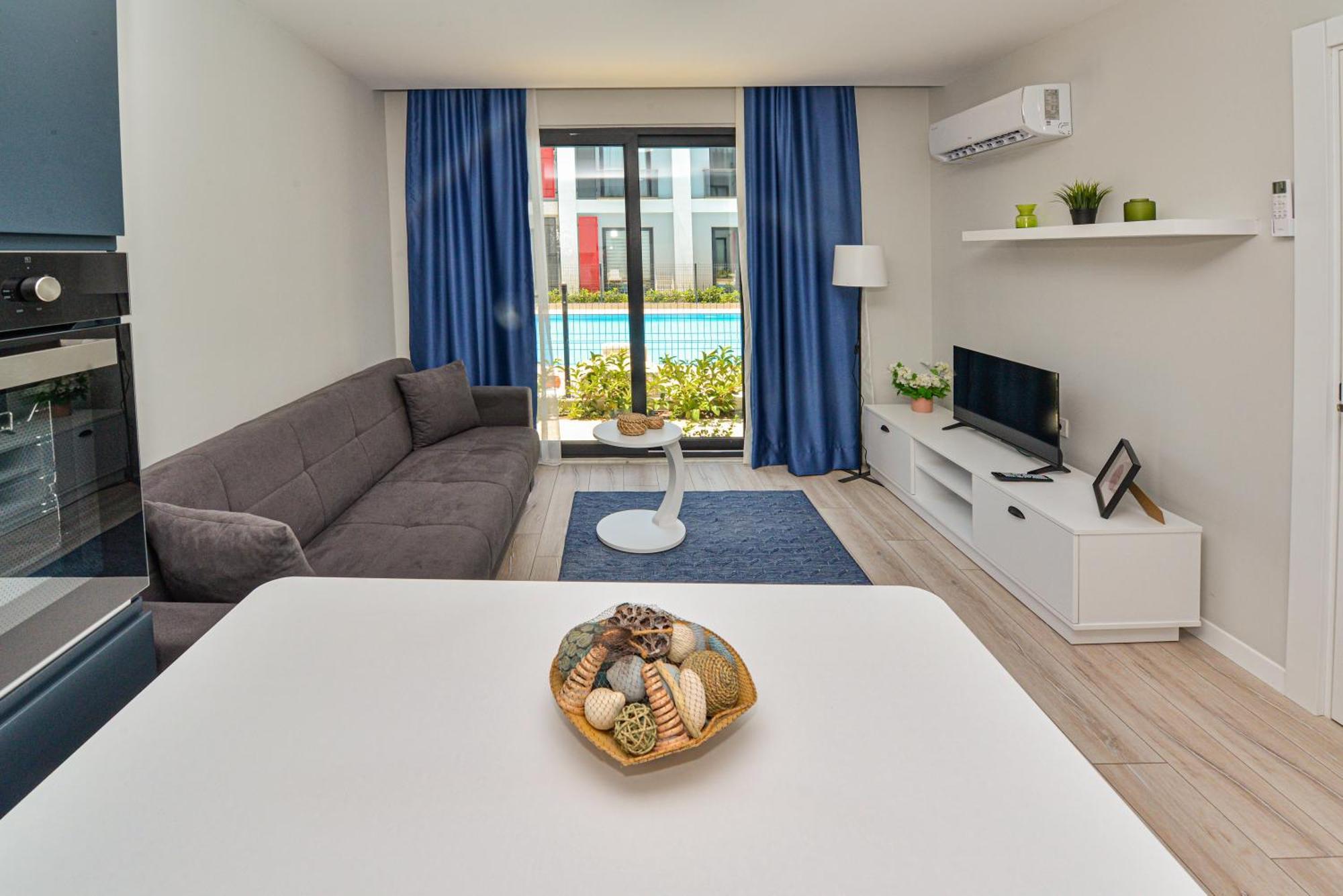 C Suites Antalia Airport Экстерьер фото