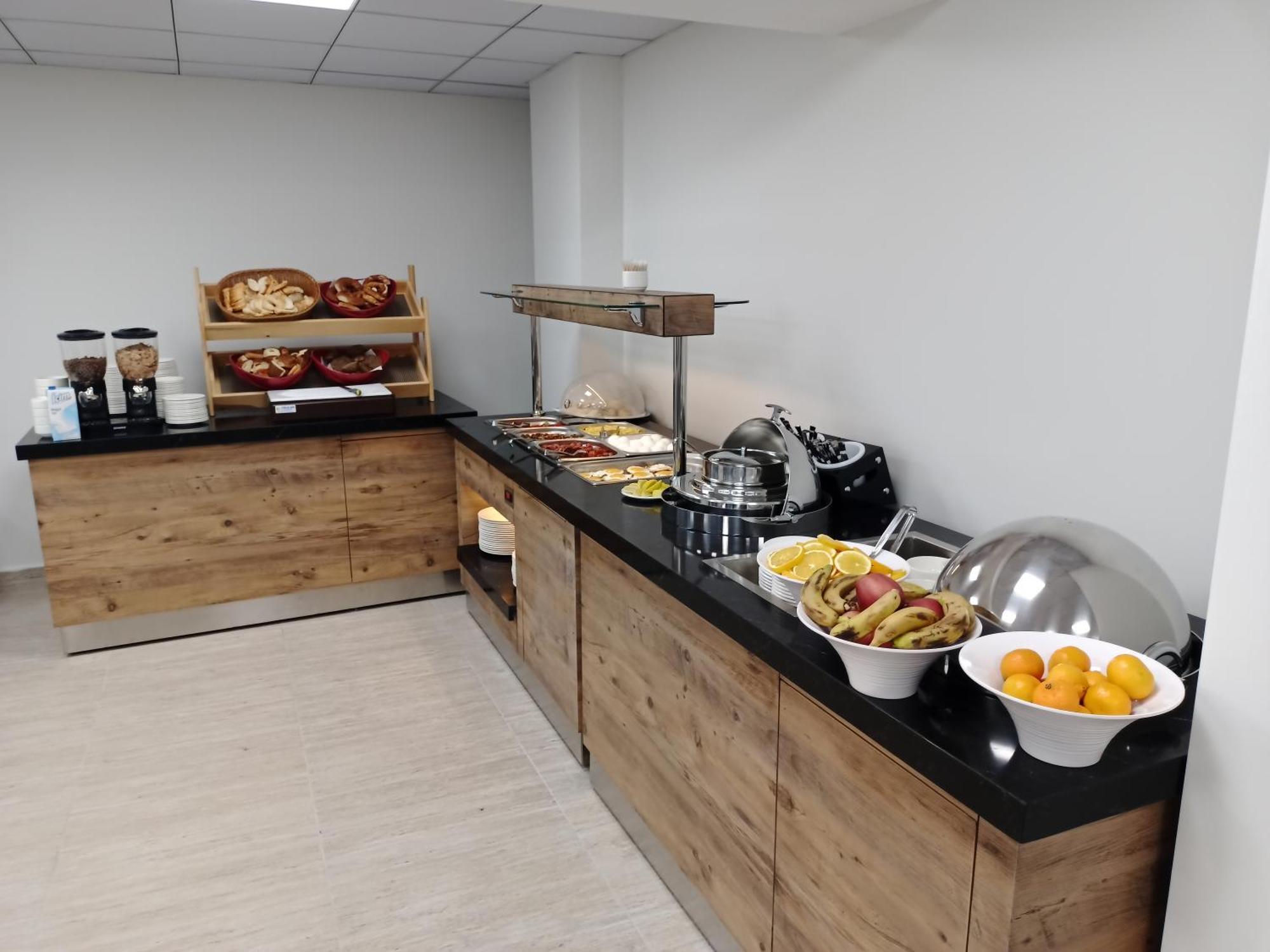 C Suites Antalia Airport Экстерьер фото
